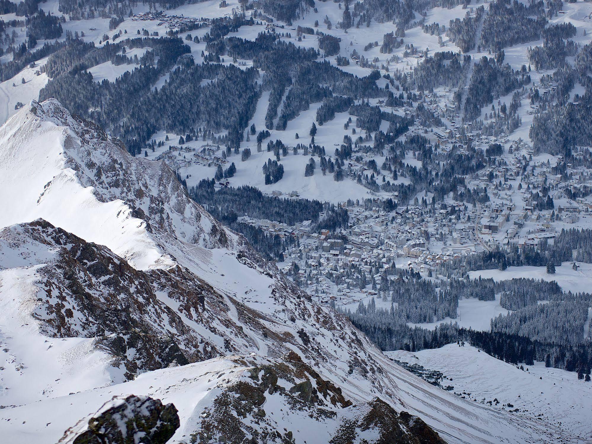 Schweizerhof Ferienwohnungen Lenzerheide 5 Bagian luar foto
